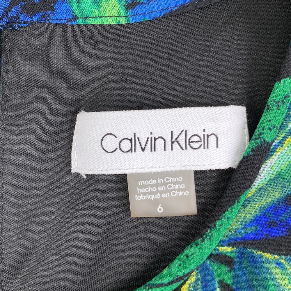 Calvin Klein Tropical Print Sleeveless Shift Dress - Picture 13 of 16